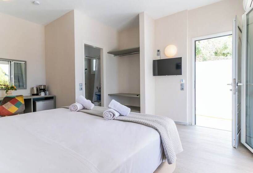 סטודיו סטנדרטי נוף לים, Cape Blue Suites