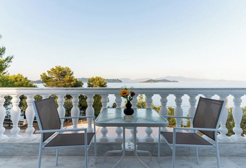 Люкс Superior Вид на Море, Cape Blue Suites