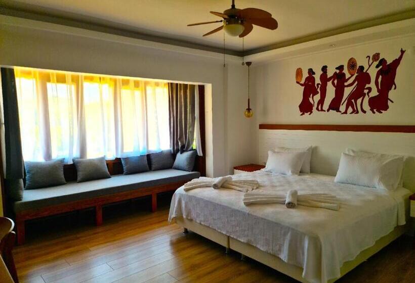 Номер Superior, In Ephesus Hotel And Art Galery