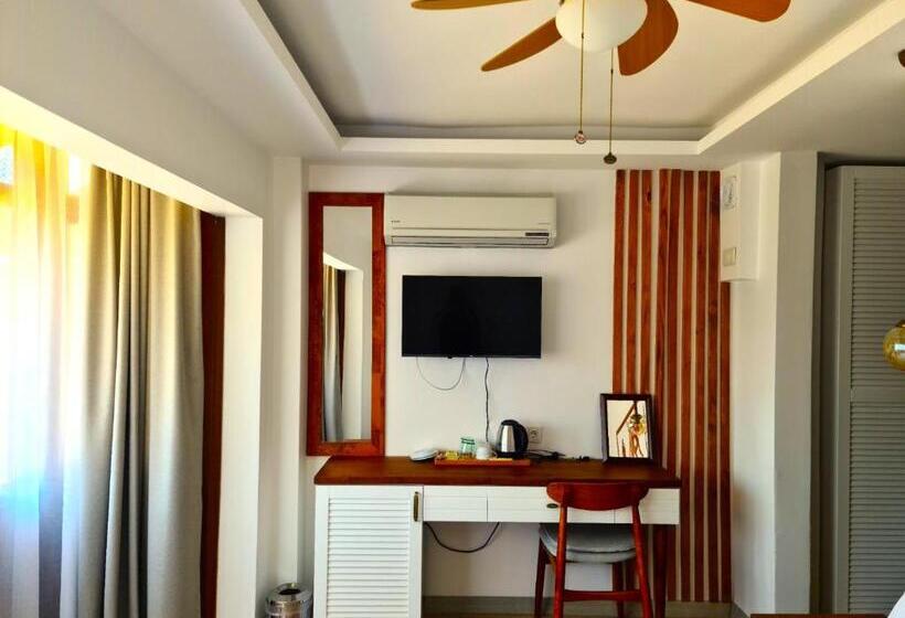 Номер Deluxe, In Ephesus Hotel And Art Galery