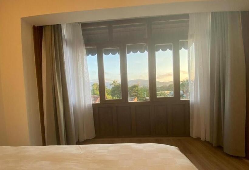 Номер Deluxe, In Ephesus Hotel And Art Galery