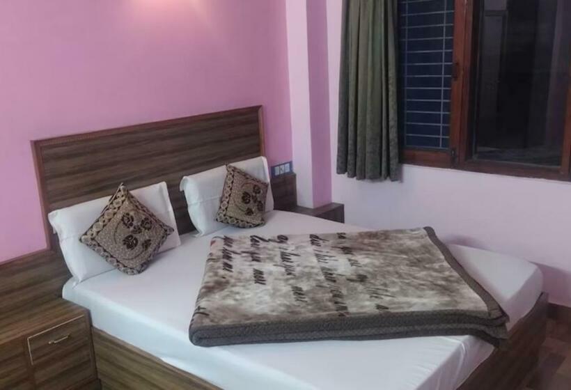 Quarto Estandar, Tirupati Regency Anandam