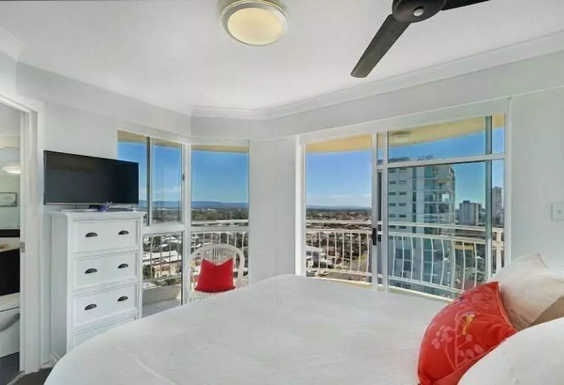 2 Bedroom Premium Apartment, 2nd Avenue Beachside Apartments