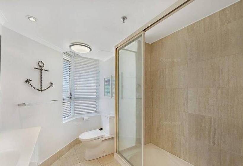 プレミアム２ベッドルームアパート, 2nd Avenue Beachside Apartments