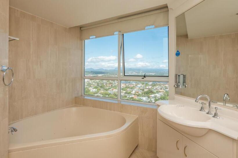 海の見える２ベッドルームアパートメント, 2nd Avenue Beachside Apartments