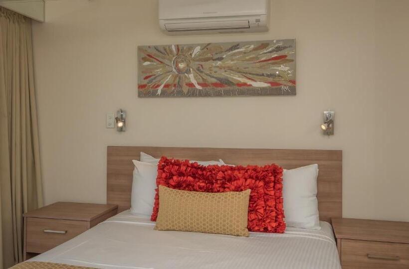 海の見える２ベッドルームアパートメント, 2nd Avenue Beachside Apartments