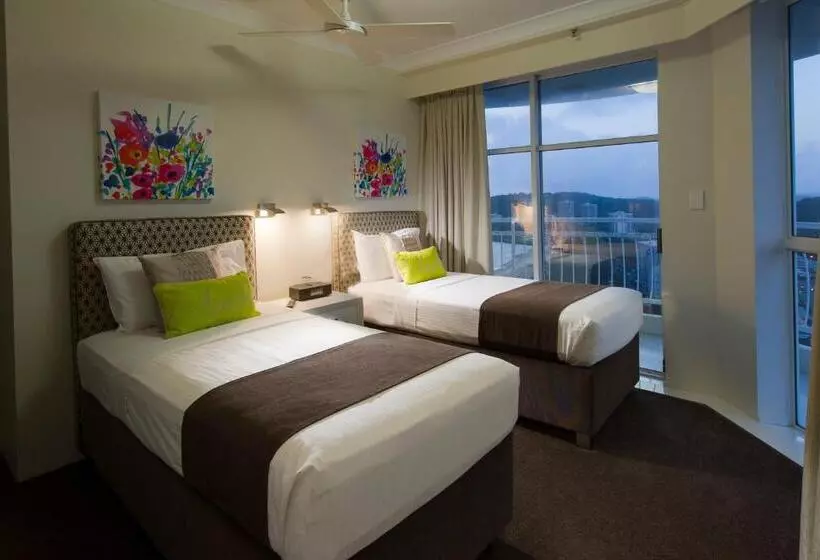 آپارتمان مدیریتی 3 خوابه, 2nd Avenue Beachside Apartments