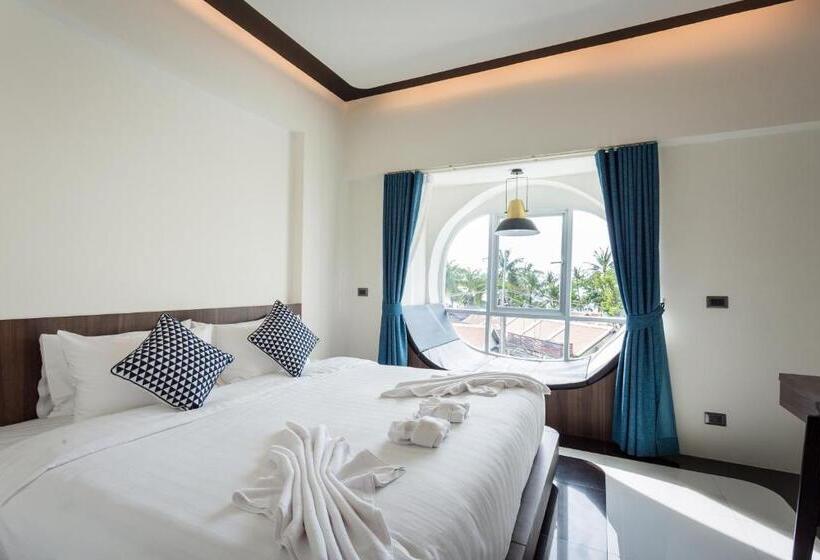 غرفة ديلوكس سرير كينج, Bearpacker Patong Hostel