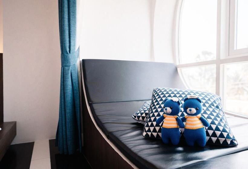 غرفة ديلوكس سرير كينج, Bearpacker Patong Hostel