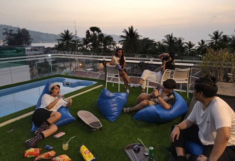 غرفة ديلوكس سرير كينج, Bearpacker Patong Hostel