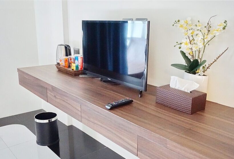 غرفة ديلوكس سرير كينج, Bearpacker Patong Hostel