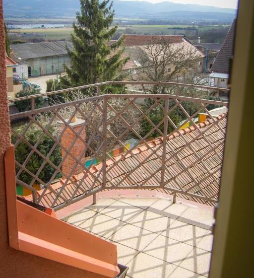 침실 2개 스위트, Bojnicky Vinny Dom