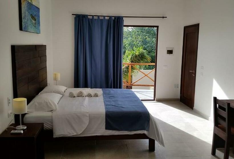 Quarto Familiar, Basic Tulum