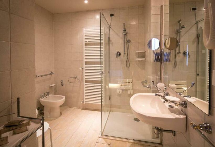 חדר סופריור, Degli Affreschi