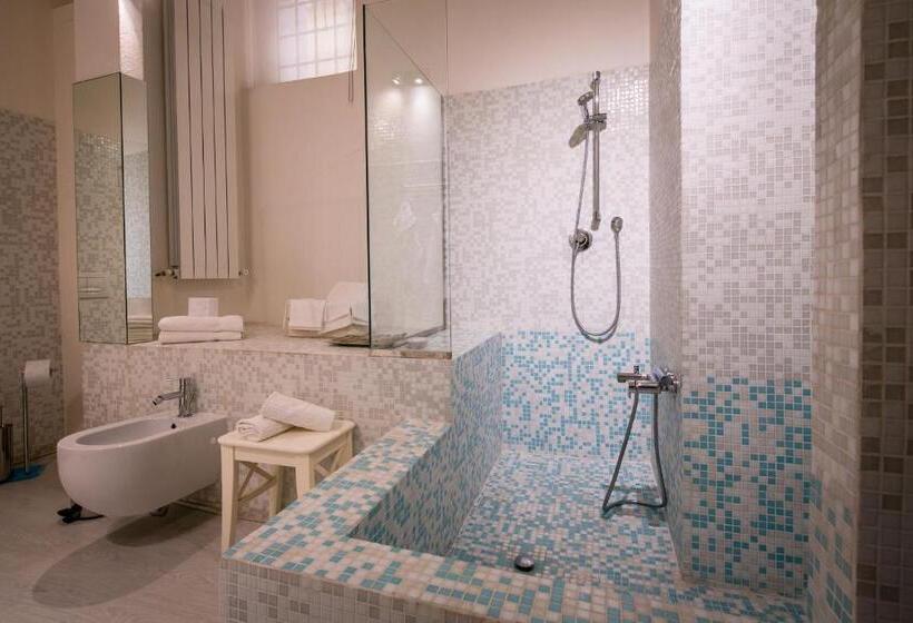 סוויטה, Degli Affreschi