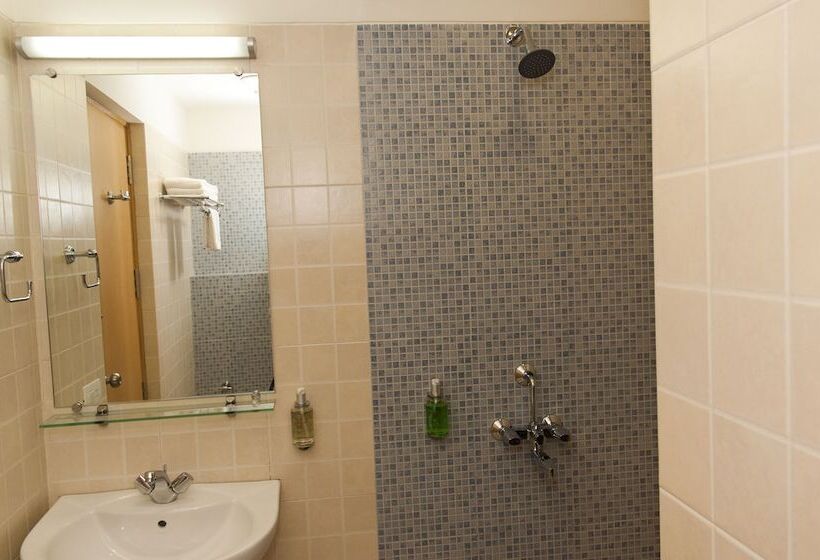 Standard Single Room, Ginger Vapi