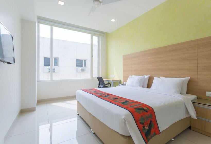 Standard Room, Ginger Vapi