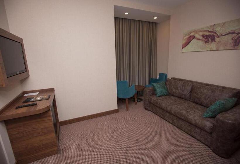 سوییت لوکس, Görükle Güler Park