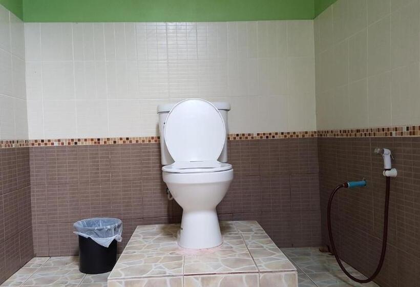 スタンダードバンガロー, Happy Resort