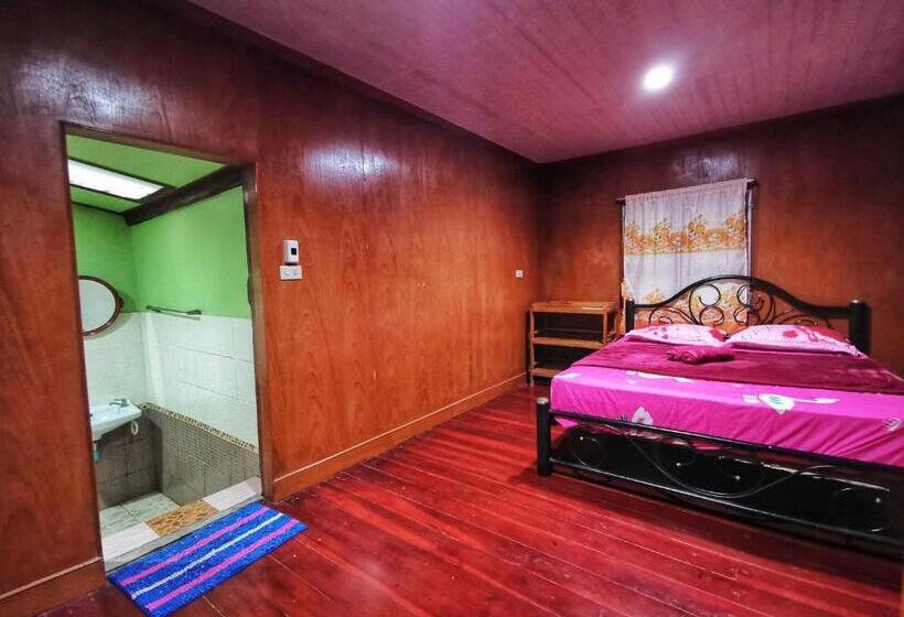 スタンダードバンガロー, Happy Resort