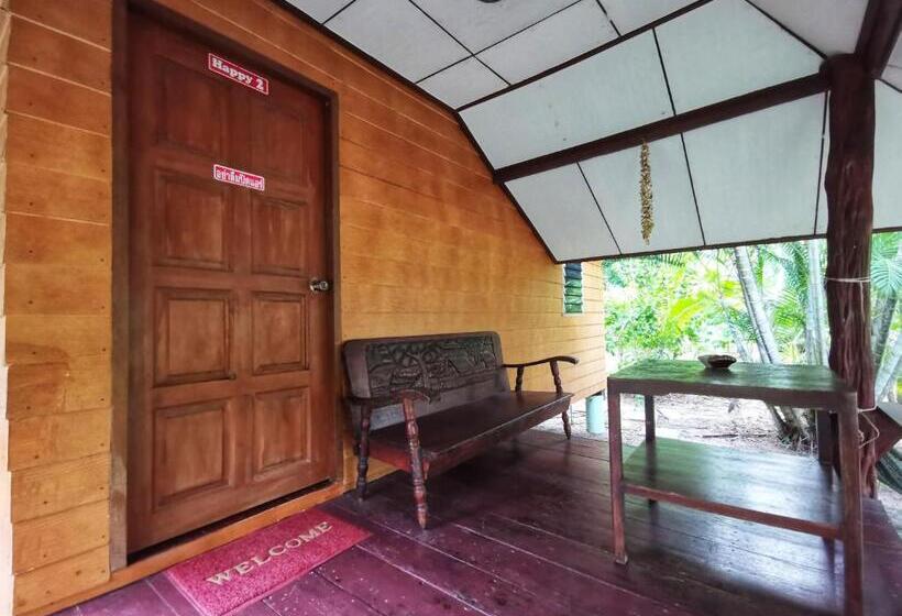 スタンダードバンガロー, Happy Resort