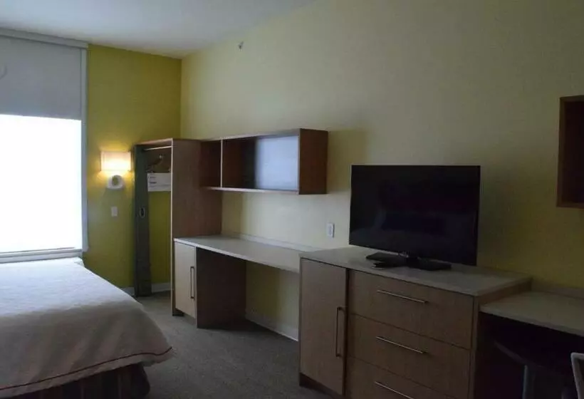 Deluxe Suite King Bed, Home2 Suites By Hilton Portland