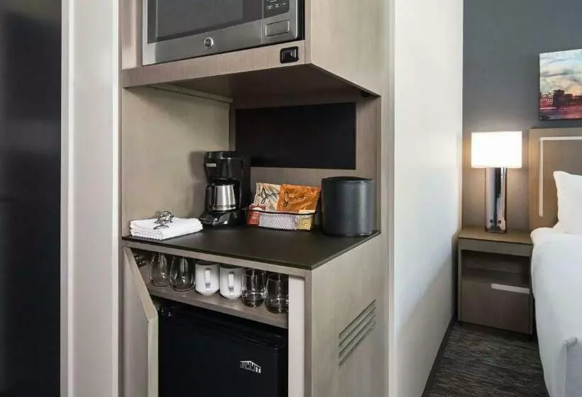 キングサイズベッドのスタンダードルーム, Hyatt House Jersey City