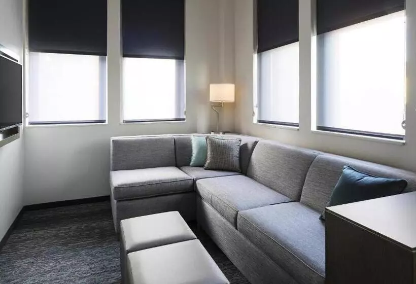 キングサイズベッドのスイートルーム, Hyatt House Jersey City