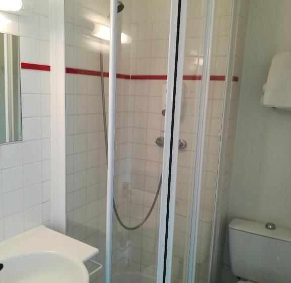 اتاق استاندارد سه نفره, Inn Design Issoudun