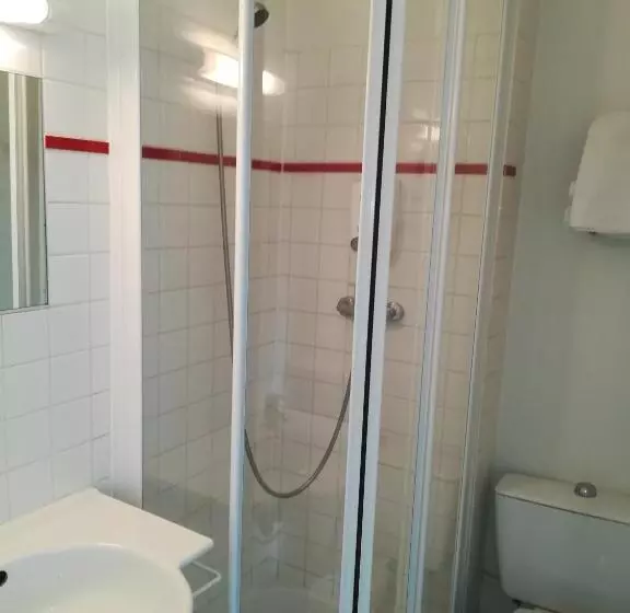 اتاق خانوادگی, Inn Design Issoudun