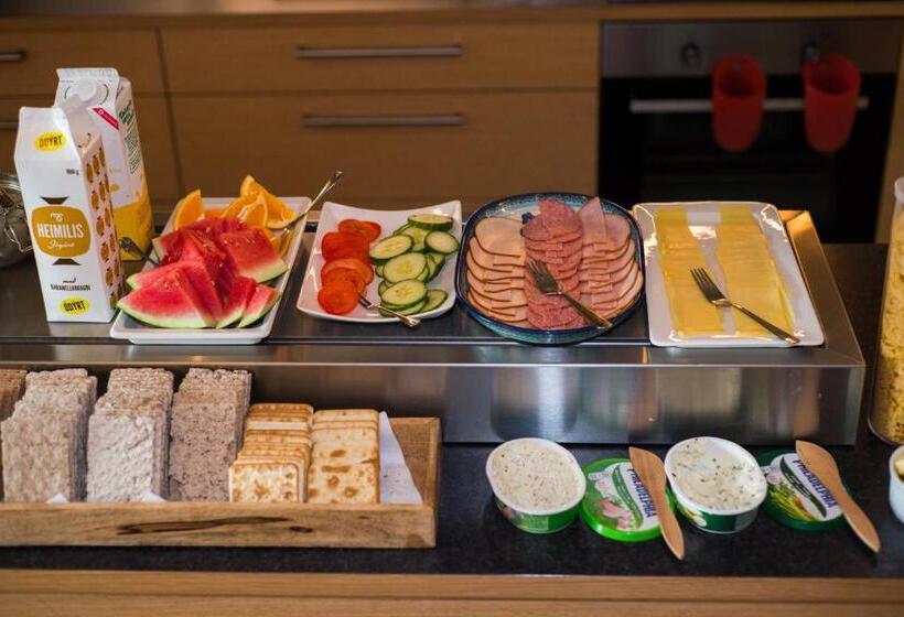 اتاق استاندارد سه نفره, Jazz By Keflavik Airport Reykjavik Iceland