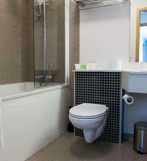 اتاق استاندارد سه نفره, Jazz By Keflavik Airport Reykjavik Iceland