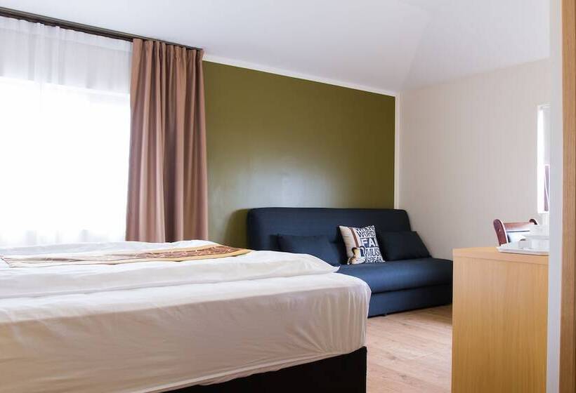 اتاق استاندارد سه نفره, Jazz By Keflavik Airport Reykjavik Iceland