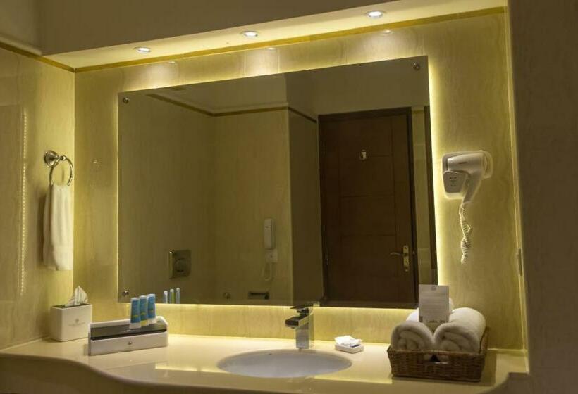 اتاق لوکس, Luxus Grand