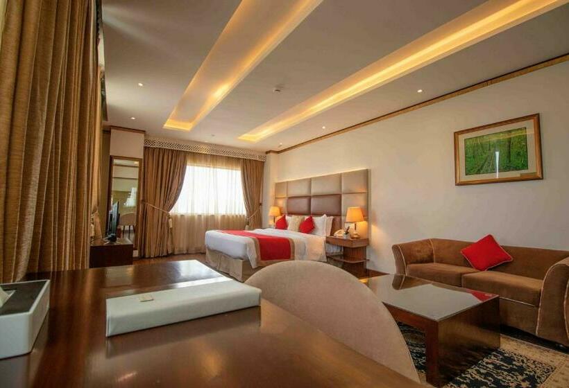 سوییت اجرایی, Luxus Grand