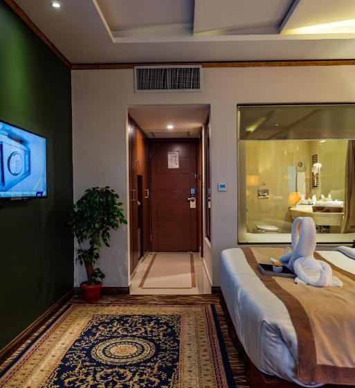 سوییت اجرایی, Luxus Grand