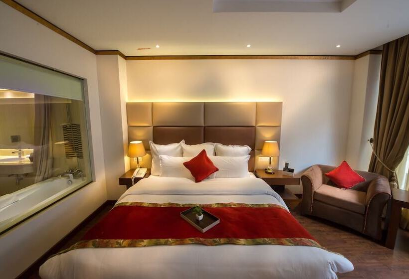 اتاق لوکس, Luxus Grand