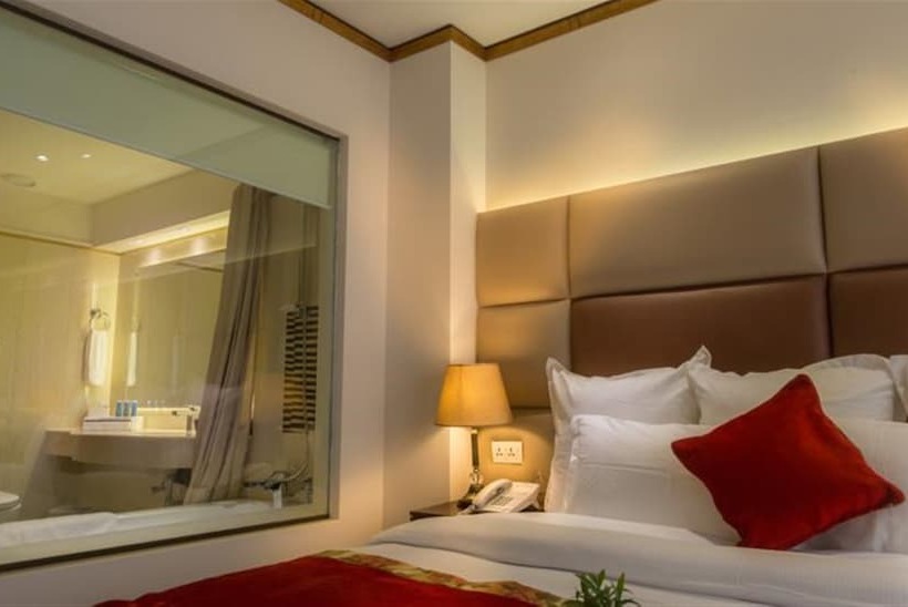 اتاق لوکس, Luxus Grand