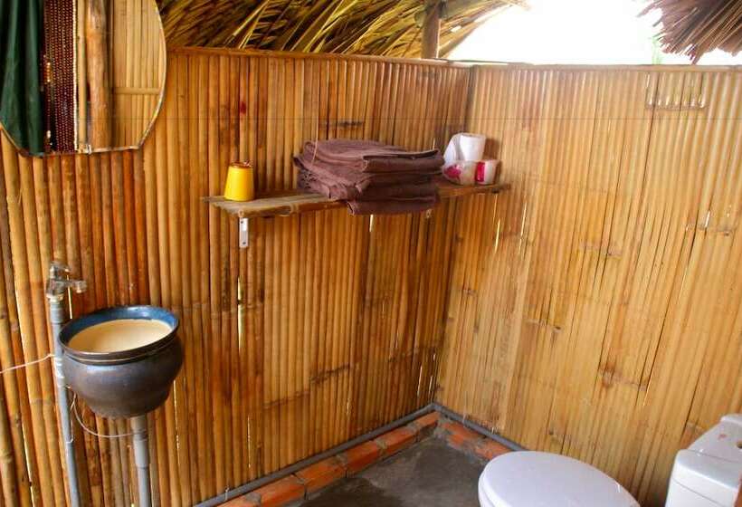 اتاق استاندارد با سرویس بهداشتی مشترک, Nguyen Shack Can Tho