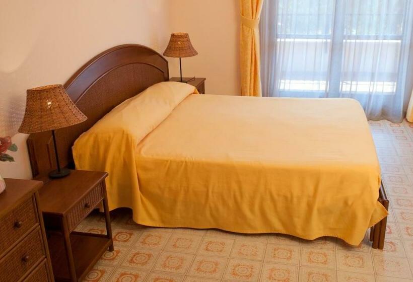 Triple Room Sea View, Paradiso Residence