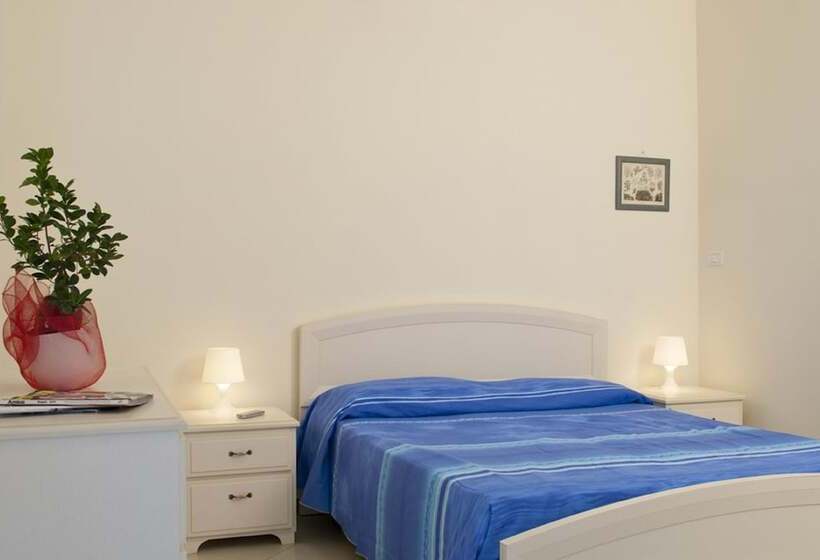 شقة غرفة واحدة, Paradiso Residence