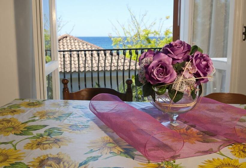 شقة غرفة واحدة, Paradiso Residence