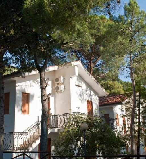 شقة غرفة واحدة, Paradiso Residence