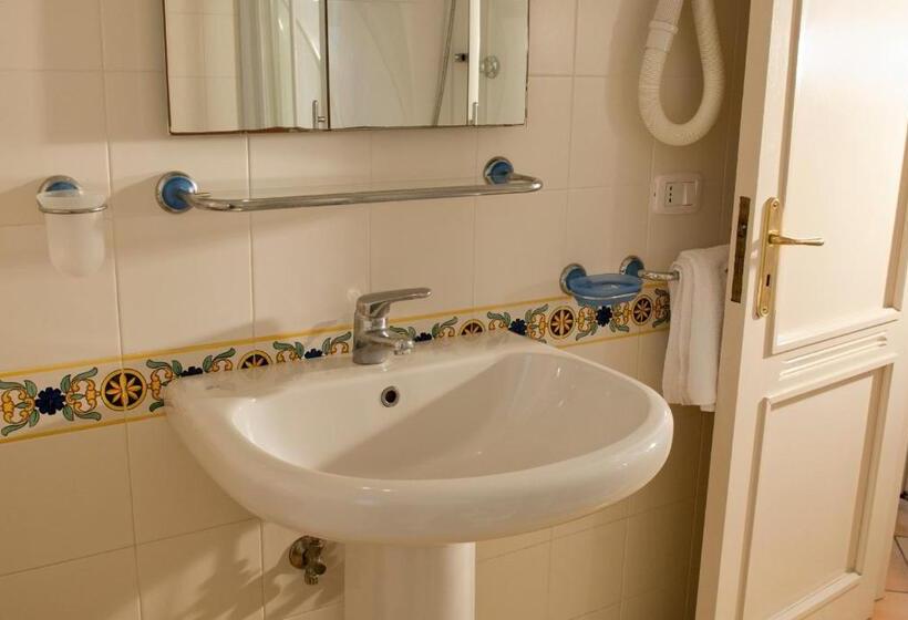 شقة غرفتين, Paradiso Residence