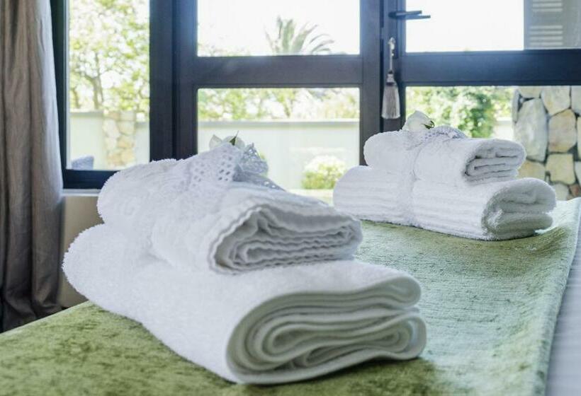 اتاق لوکس, Stone Olive