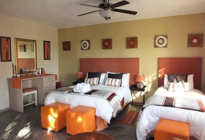 اتاق خانوادگی, Tatenda Guest House