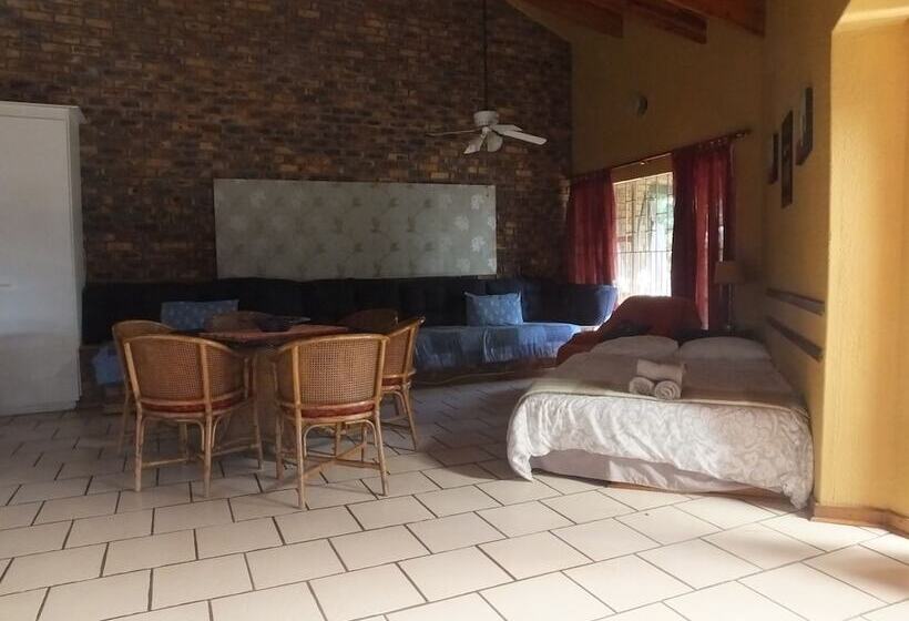 スイート（家族用）, Tatenda Guest House