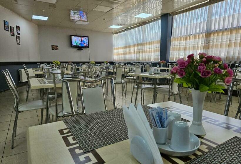 اتاق استاندارد سه نفره, Cityland Hotel Baku