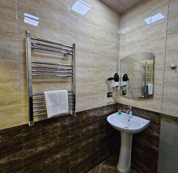 اتاق استاندارد سه نفره, Cityland Hotel Baku