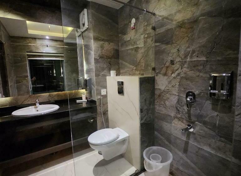 غرفة قياسية مطلة على الجبل, Alwar Vanyaevilas